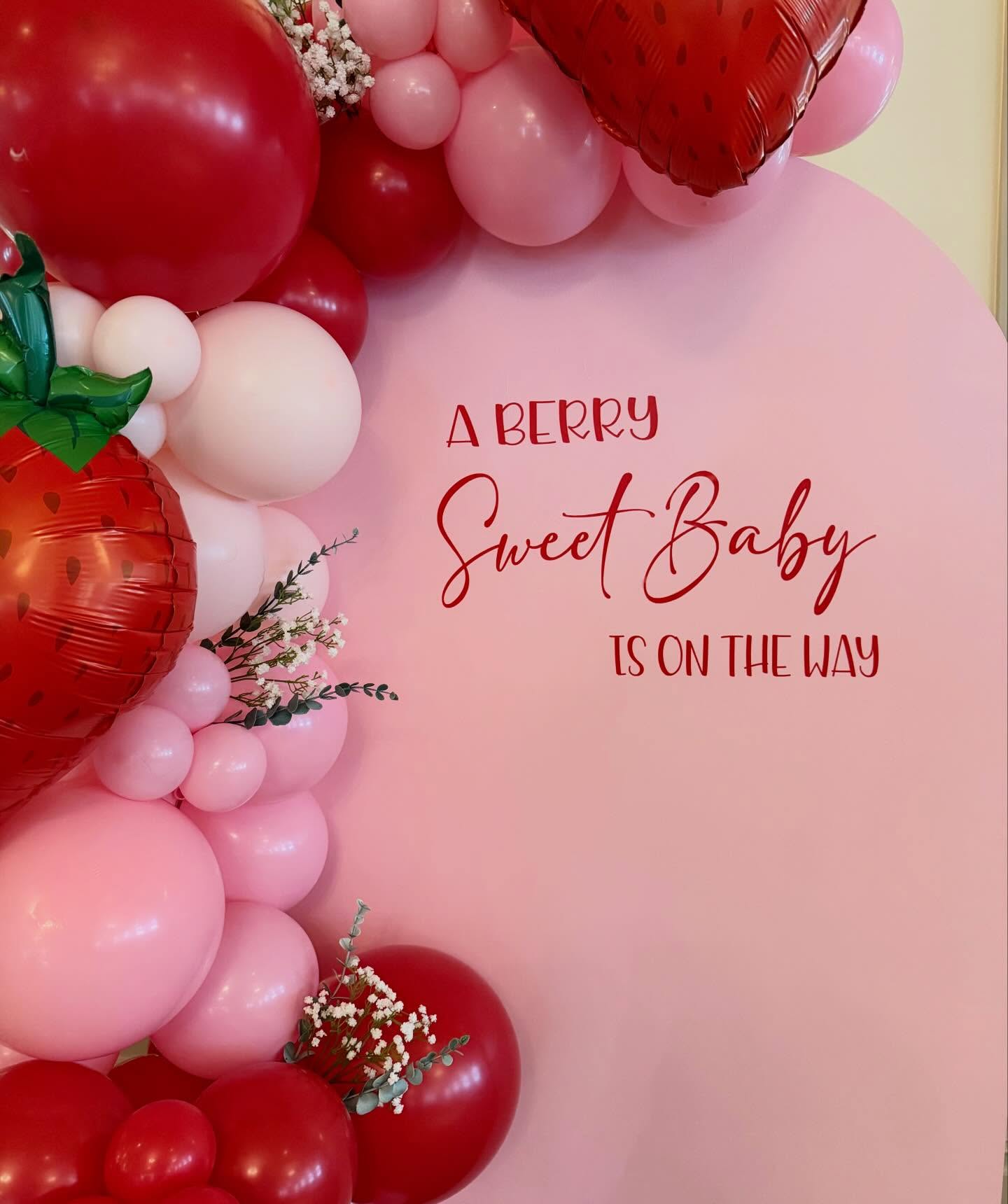 Sweet baby shower arch